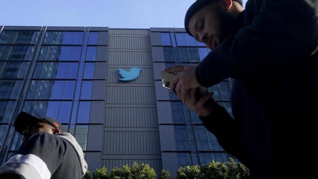 Elon Musk introduces a new change on Twitter and deletes it a few hours later