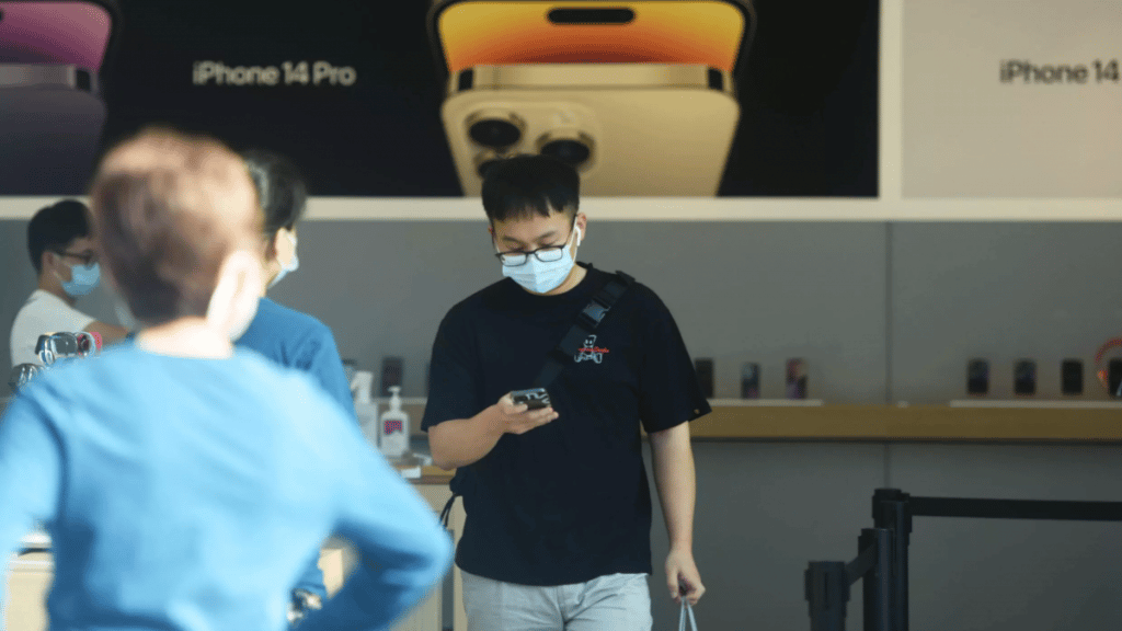 Apple limits a function of its devices in China that was used to combat censorship