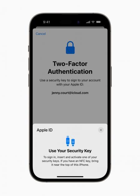 Interface for using security keys in Apple ID