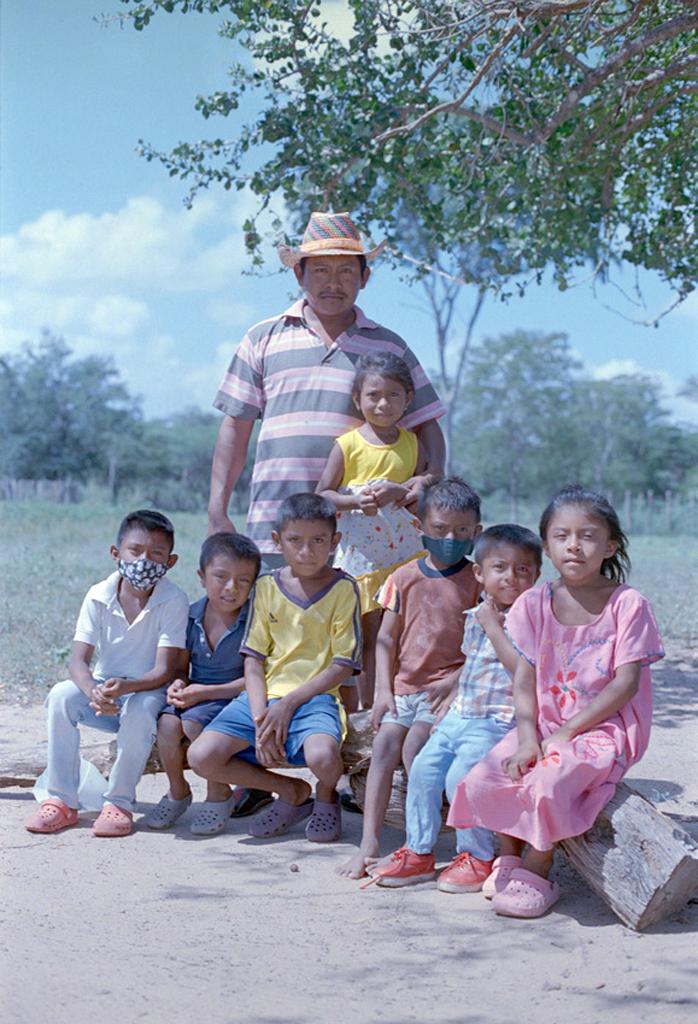 The work frames the story from a female perspective to better understand how gender inequality and climate vulnerability interrelate Photo Press 